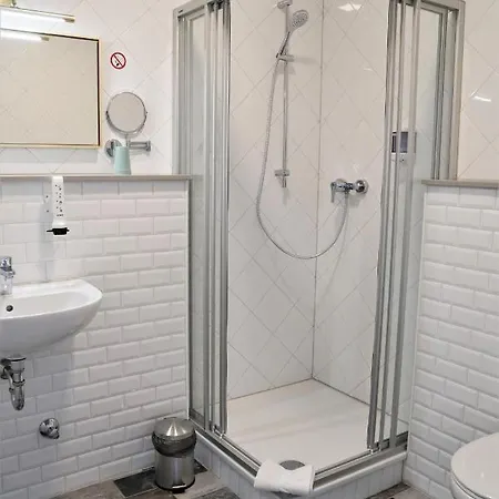Hotel For 4*