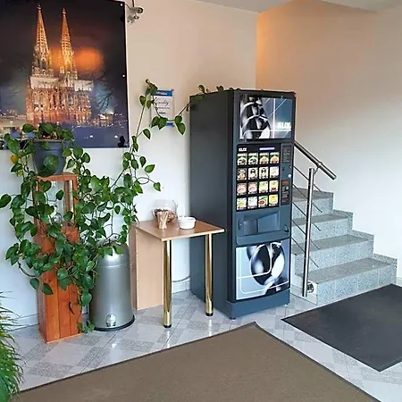 Hotel For 4*