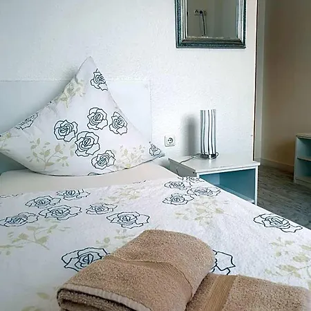 Hotel For 4*