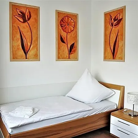 Hotel For 4*